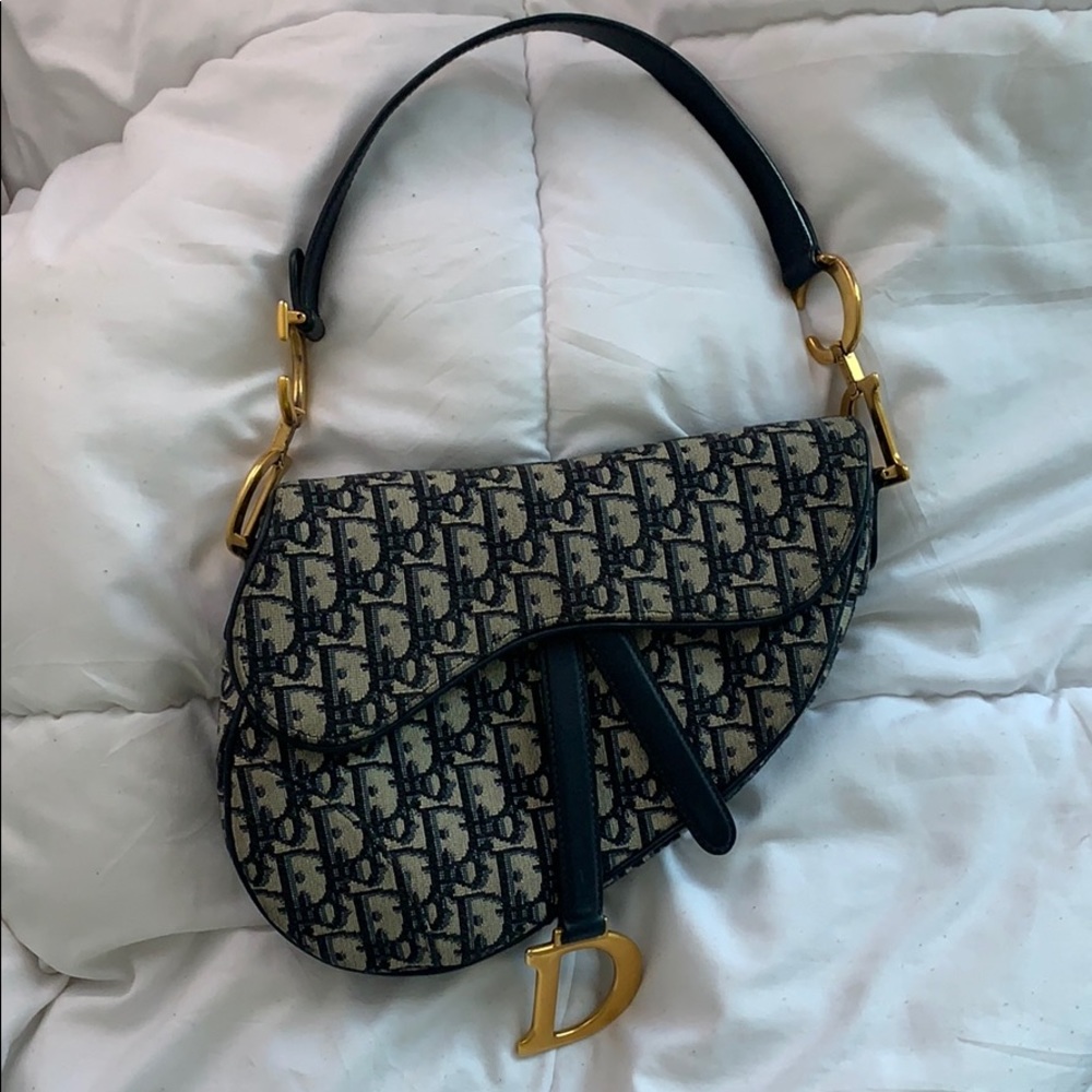 CHRISTIAN DIOR
2019 Oblique Saddle Bag Blue